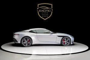 2019 Aston Martin DBS
