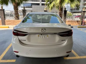2021 مازدا ٦