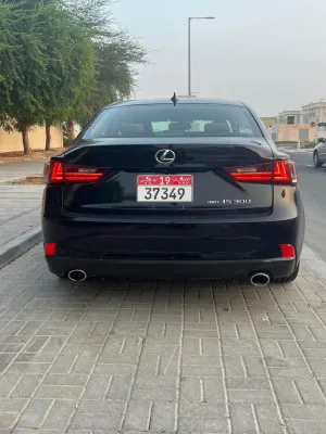 2016 Lexus IS