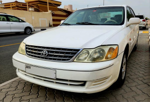 2002 Toyota Avalon in dubai
