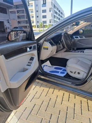 2020 Genesis G80