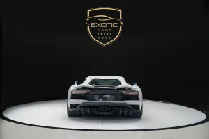 2018 Lamborghini Aventador