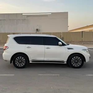 2014 نيسان باترول 