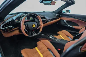 2025 فيراري 296 جي تي بي