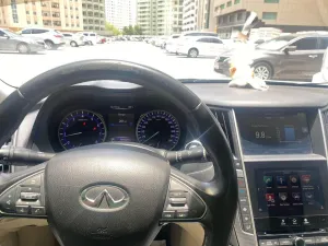 2017 إنفينيتي  كيو٥٠