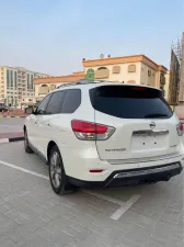 2015 نيسان باثفايندر 
