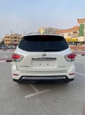 2015 نيسان باثفايندر 