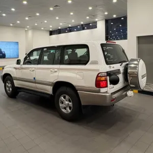 2000 Toyota Land Cruiser