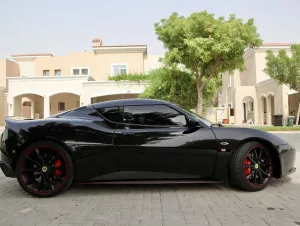 2014 لوتس ايفورا