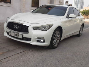 2014 Infiniti Q50 in dubai