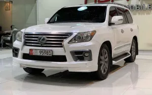 2013 Lexus LX 570