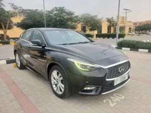 2017 Infiniti Q30 in dubai
