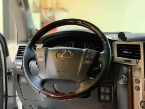 2013 Lexus LX 570