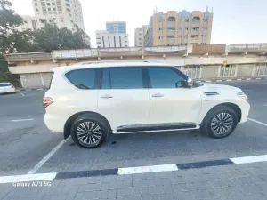 2015 Nissan Patrol