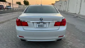 2010 بي أم دابليو الفئة - 7  