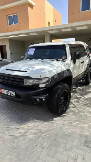 2010 تويوتا أف جي كروزر in dubai