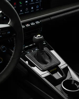 2024 بورش جي تي ٣ ار اس