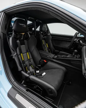 2024 بورش جي تي ٣ ار اس