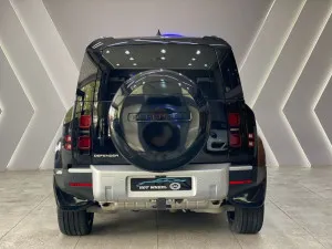 2025 Land Rover Defender