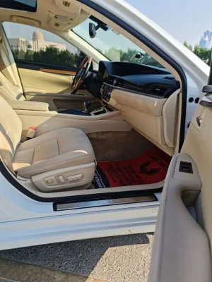 2014 لكزس ES - اي اس