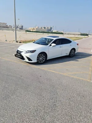 2014 لكزس ES - اي اس