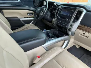 2017 Nissan Titan
