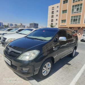 2006 Toyota Innova in dubai