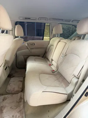 2012 نيسان باثفايندر 