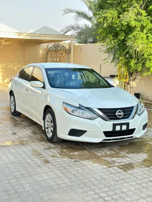 2016 Nissan Altima in dubai