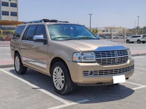 2014 لينكولن نافيجيتور  in dubai
