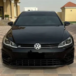 2018 Volkswagen Golf in dubai