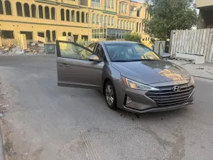 2020 Hyundai Elentra in dubai