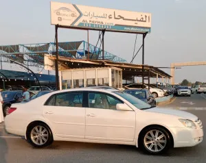 2007 Toyota Avalon in dubai