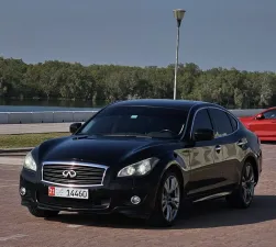 2012 Infiniti M37 in dubai