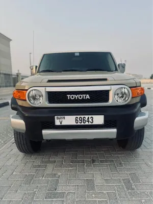2014 Toyota FJ Cruiser in dubai