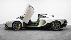 2022 Lamborghini Aventador