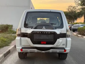 2016 Mitsubishi Pajero
