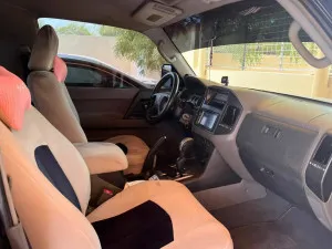 2005 Mitsubishi Pajero