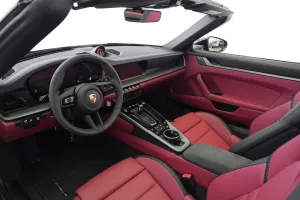 2025 Porsche 911 Carrera