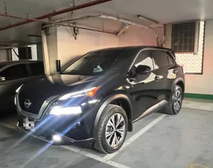 2021 Nissan Rogue in dubai