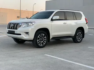 2023 تويوتا برادو in dubai