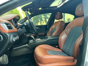 2019 Maserati Ghibli I