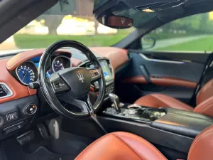 2019 Maserati Ghibli I