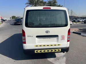 2017 Nissan Urvan