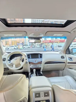 2013 Infiniti JX35