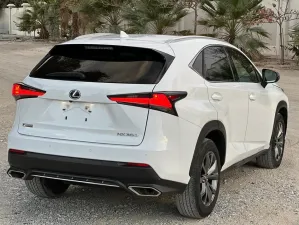 2020 لكزس NX - ان اكس