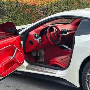 2015 Ferrari F12