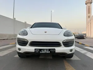2012 بورش كاين in dubai