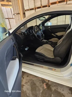 2014 Peugeot RCZ