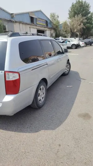 2008 Kia Carnival